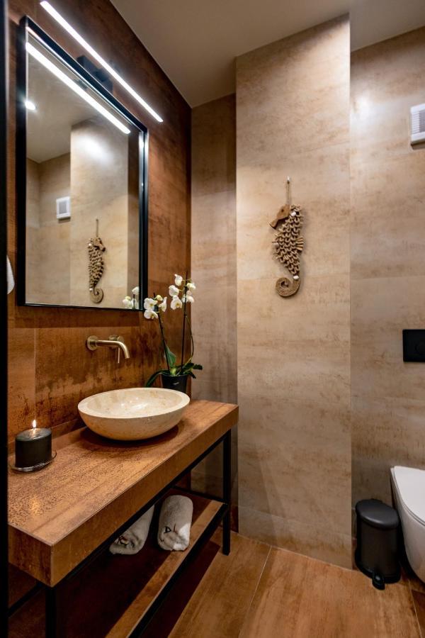 Triple A - Prime Location - Between Monastiraki & Syntagma Square-Free Parking! 雅典 外观 照片