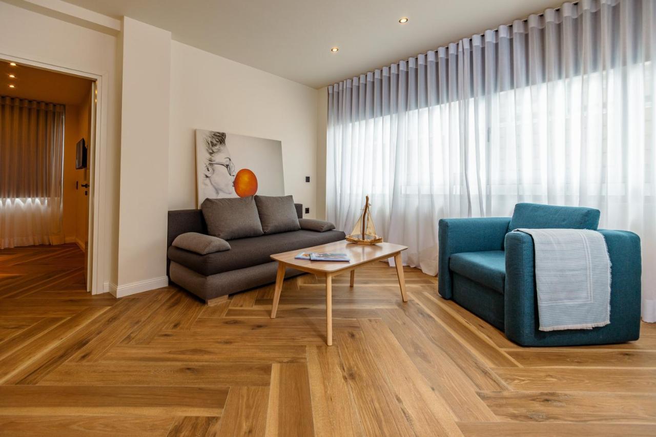 Triple A - Prime Location - Between Monastiraki & Syntagma Square-Free Parking! 雅典 外观 照片